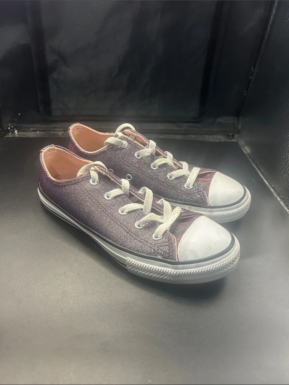 Converse Kids Glitter Low-Top Sneakers in Shimmering Purple